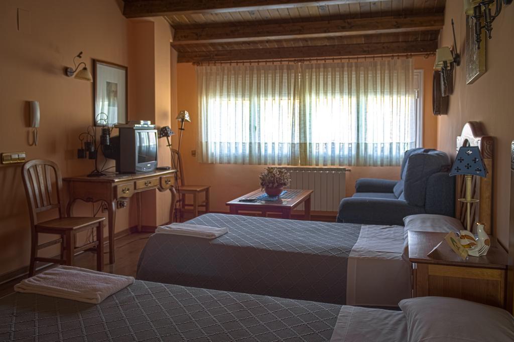 La Posada De Clotilde Cella Extérieur photo